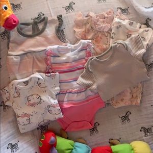 3/$15 Burts Bees Baby girl Bundle